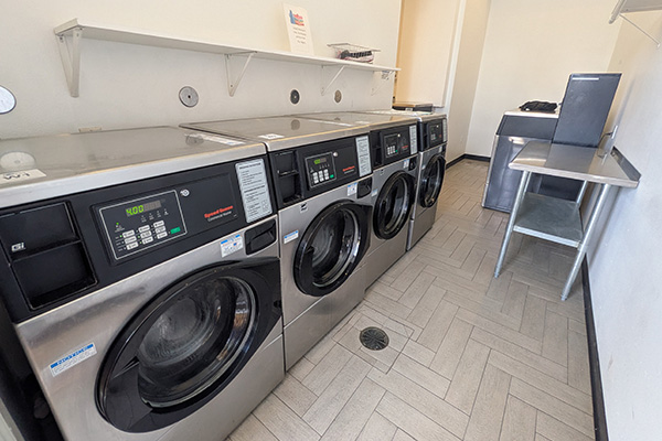 laundromat laundromat